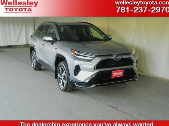 TOYOTA RAV4 PRIME 2023 JTMAB3FV7PD138415 image